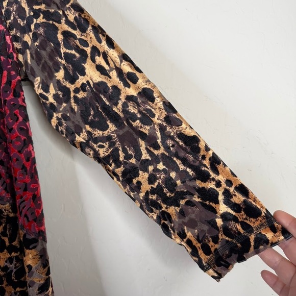 Ali Miles Velvet Animal Leopard Print Button Up Tunic Top Artsy Colorful Size M - Picture 4 of 12